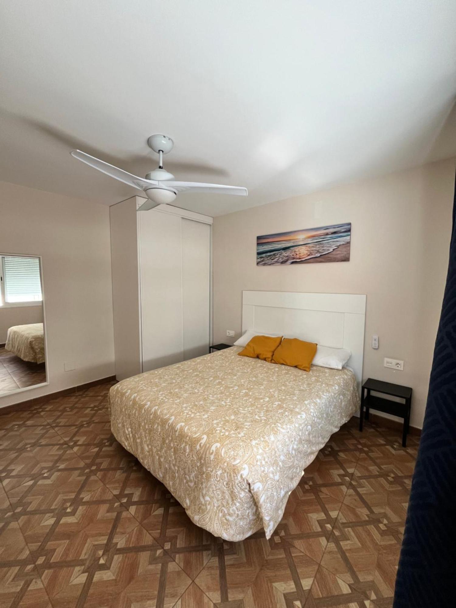 Apartamentos Mareabeach Torremolinos Exterior photo
