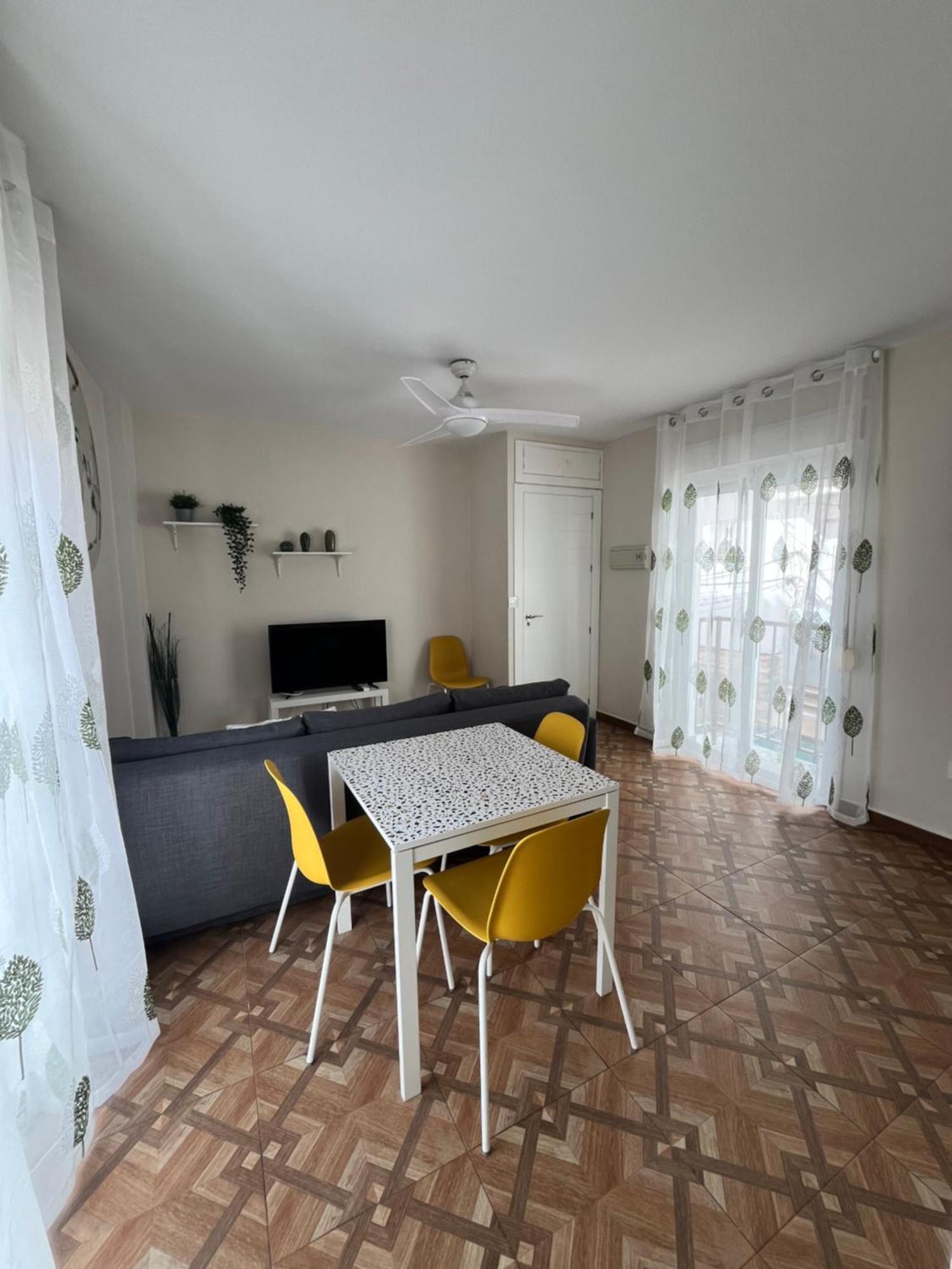 Apartamentos Mareabeach Torremolinos Exterior photo